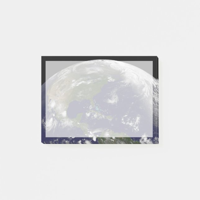 Bloco De Notas Tempestades Tropicais No Planeta Terra. (Frente)