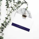 Bloco Post-it Iniciais básicos limpos Azul escuro branco<br><div class="desc">Bloco de notas poste com um design limpo em branco e azul escuro. Adicione suas iniciais e informações de contato.</div>