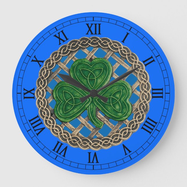 Blue Shamrock & Celtic Knos Relógio Numérico Roman (Frente)
