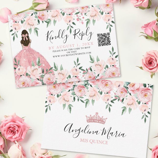 Blush Rosa Floral Quinceanera RSVP Código QR (Blush Pink Floral Quinceanera QR Code RSVP)