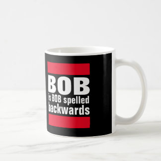 Bob é caneca de café para trás soletrada Bob
