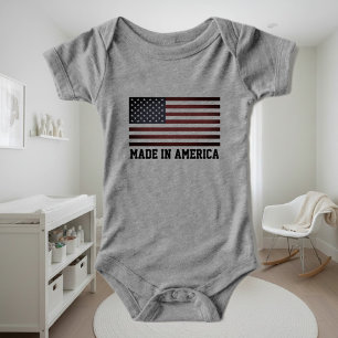 Body de bebê 'Feito na América' com bandeira ameri