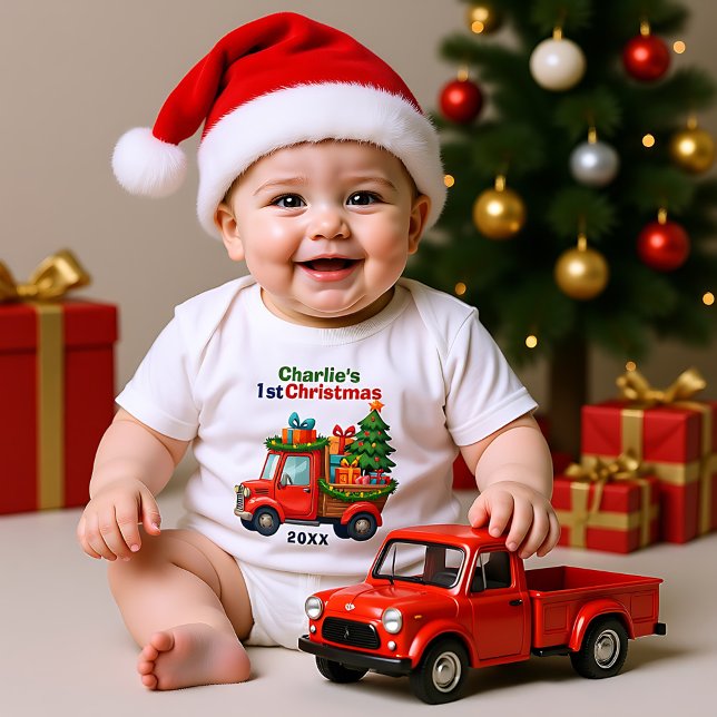 Body Para Bebê 1st Christmas, cown text, Tree Haulin’ & Gift Ball (1st Christmas, cown text, Tree Haulin’ & Gift Ball Baby Bodysuit)