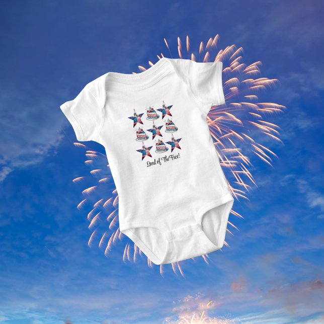 Body Para Bebê 4 de julho "Land of the Free" Baby Bodycase (Criador carregado)