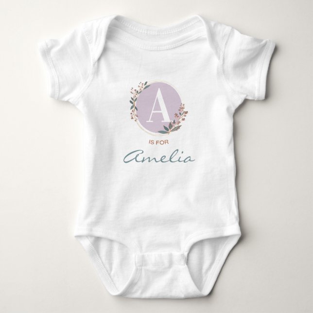 Body Para Bebê A é para Amelia (ou Nome Personalizado) Baby Girl  (Frente)