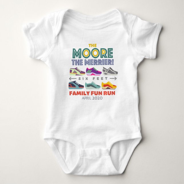 Body Para Bebê A Moore the Merrier ~ Family Fun Run (Frente)