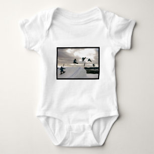 Body Para Bebê A snowboarding engana o t-shirt do bebê