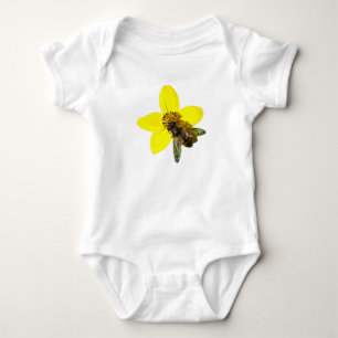 Body Para Bebê Abeja en una flor amarilla