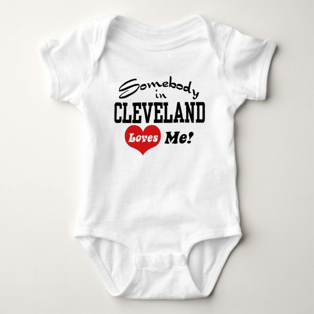 Body Para Bebê Alguém Em Cleveland Me Ama (Frente)