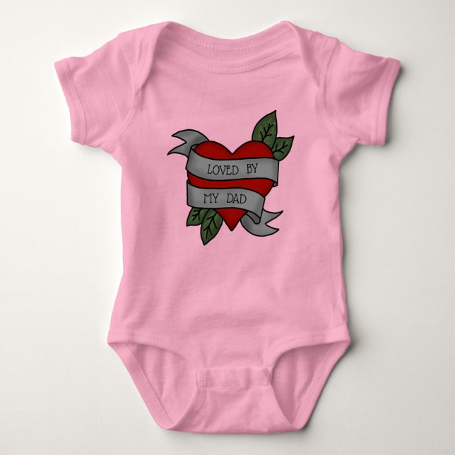 Body Para Bebê AMADO PELO MEU PAI - Tatuagem de cinzas cardíacas (Frente)