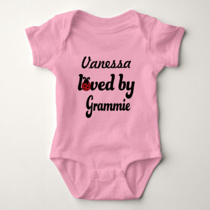 Body Para Bebê Amado por Grammie personalizou o presente do bebê