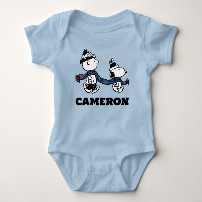 Body Para Bebê Amendoins | Snoopy & Charlie Brown Winter Scarf (Frente)