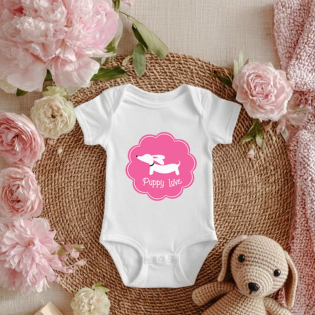 Body Para Bebê Amor de cachorrinho Dachshund rosa (Puppy love baby outfit dachshund@3x)