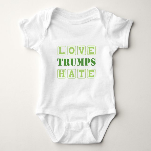 BODY PARA BEBÊ AMOR TRUMPS ODIO (Frente)