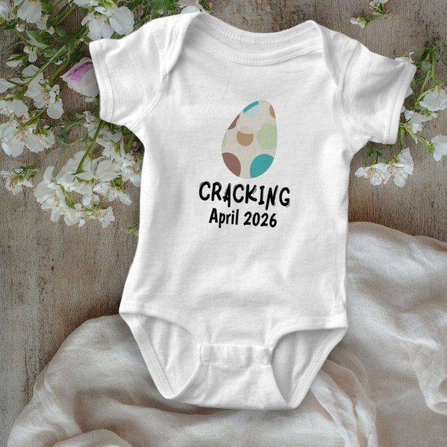 Body Para Bebê Anúncio de Gravidez de Ovo de Páscoa Branco (Criador carregado)