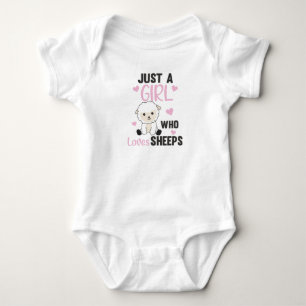 Body Para Bebê Apenas Uma Menina Que Ama Ovelhas - Ovelha Doce
