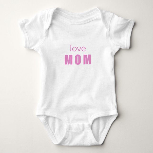 Body Para Bebê Baby Girl Bodysuit “Love Mom” (Frente)