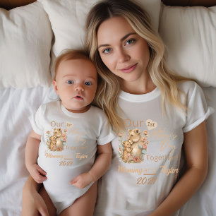 Body Para Bebê Bebê Combinando Leão Nosso Primeiro Dia das Mães J