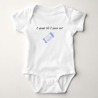Body Para Bebê Bebê s - Eu bebo até que eu passar para fora