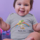 Body Para Bebê Bebê Unicórnio com Nome Arco-íris Balão (Criador carregado)