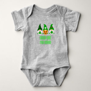 Body Para Bebê Beije Me Eu Sou Irlandês Dia de São Patrício Gnome