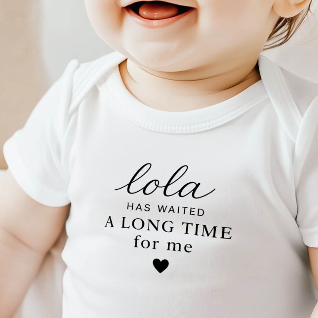 Body Para Bebê Body Bodysuit de Bebê Lola Has Waited Presente (Criador carregado)