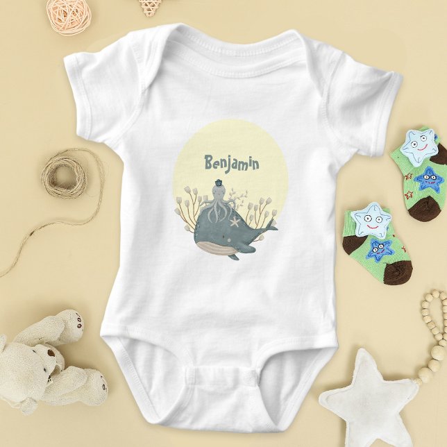 Body Para Bebê Chá de fraldas de polvo de baleia náutica doce (Sweet Nautical Whale Squid Watercolor Baby Shower Baby Bodysuit ©Susanne Sachers - Sunny Mind Design)