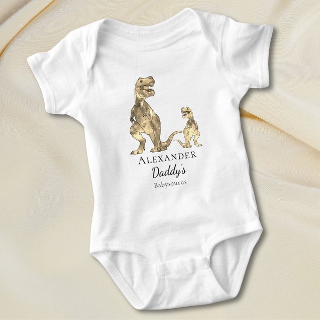 Body Para Bebê Cota do Dinossauro Cento Personalizada (Cute dinosaur daddy’s babysaurus quote personalized baby vest)