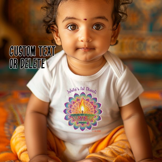 Body Para Bebê Diwali, 1rua do bebê, com nome personalizado (With custom text top and bottom Baby's 1st Diwali)
