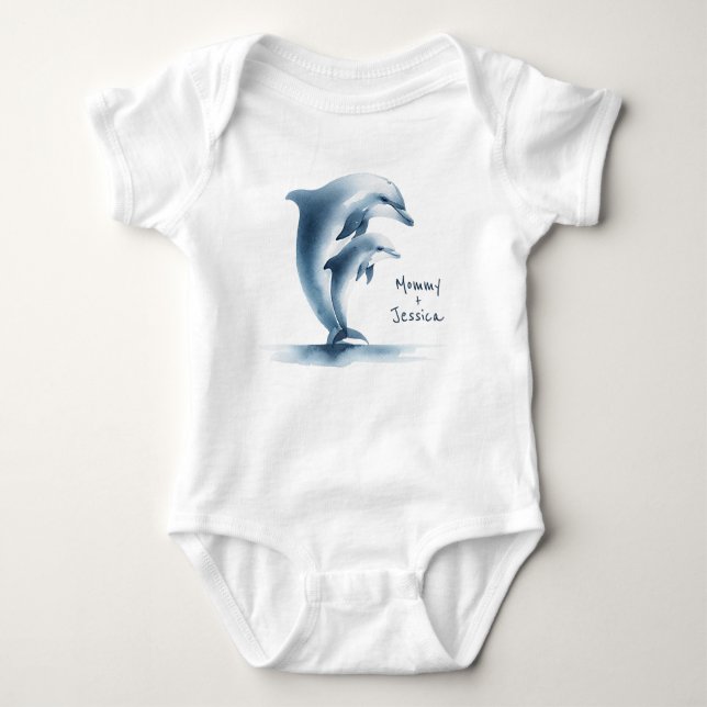 Body Para Bebê Dolphin Mãe Baby Blue Watercolor Personalizado (Frente)
