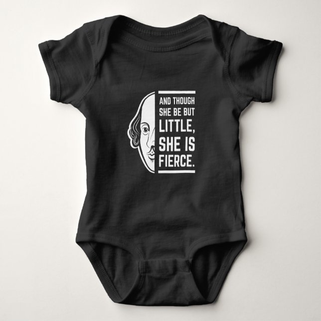 Body Para Bebê E Embora Ela Seja Pequena, Ela É Feroz Citação (Frente)
