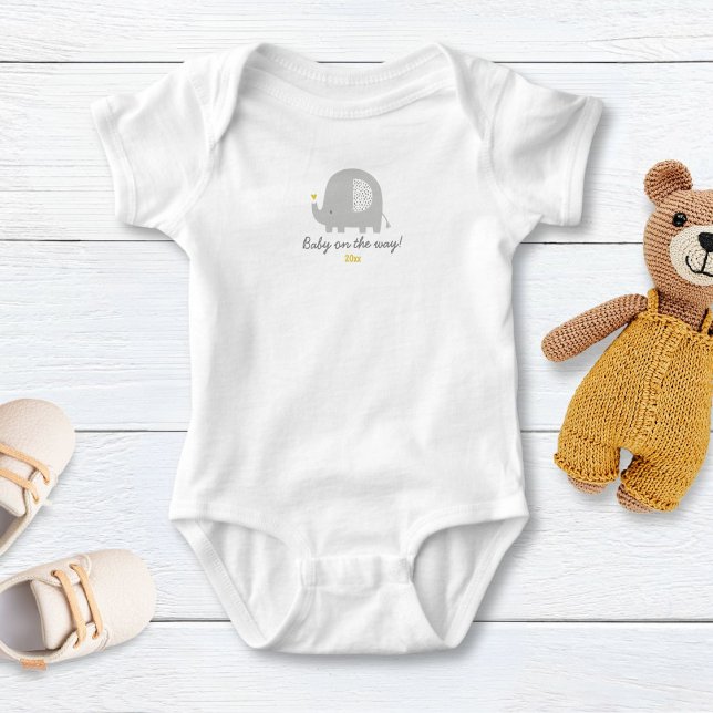 Body Para Bebê Elefante bonito com ano de nascimento (Criador carregado)