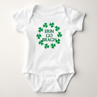 Body Para Bebê Erin vai círculo de Bragh dos trevos