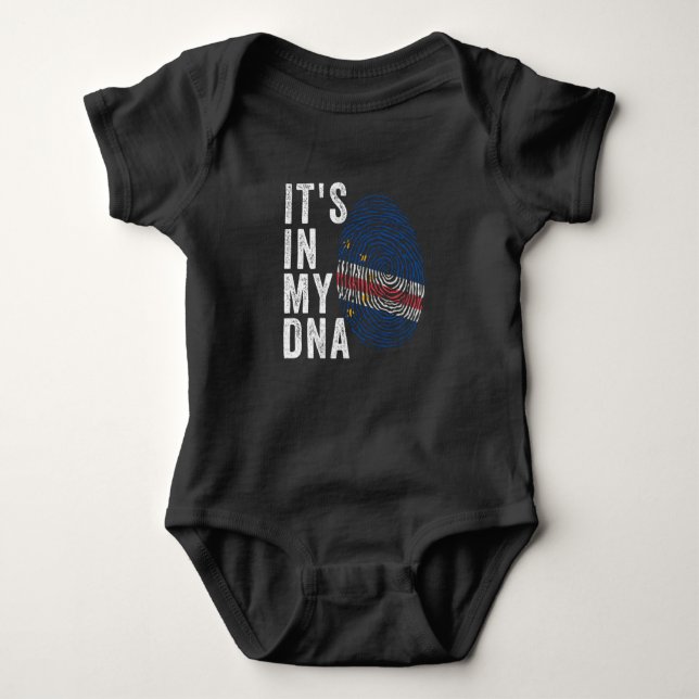 Body Para Bebê Está no meu DNA - Bandeira de Cabo Verde (Frente)