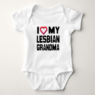 Body Para Bebê EU AMO MINHA AVÓ LESBIANA -.png