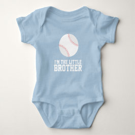 Body Para Bebê "Eu sou o Irmão Pequeno" Número de Baseball Jersey
