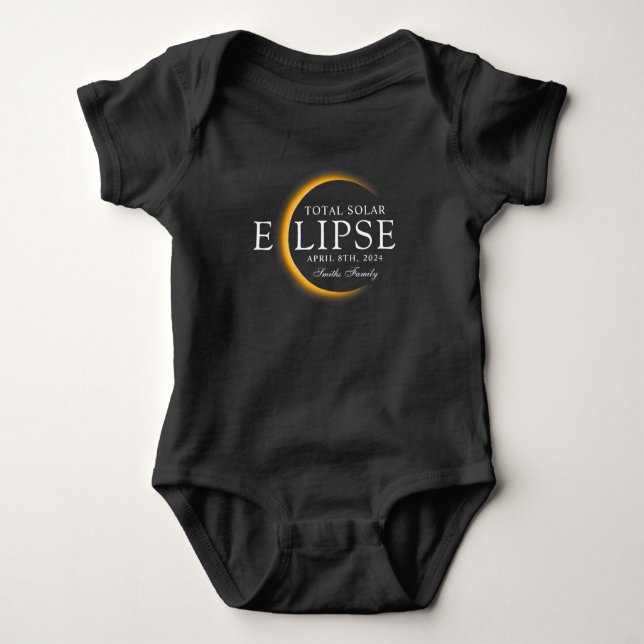 Body Para Bebê Família de Eclipse Solar Total 2024 Dourada e Pret (Frente)
