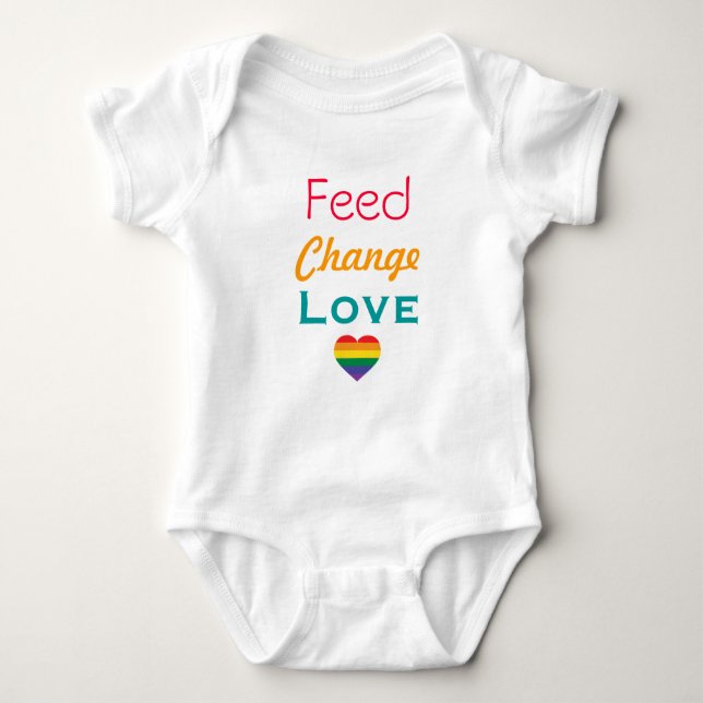 Body Para Bebê Feed Change Love Rainbow Heart (Frente)