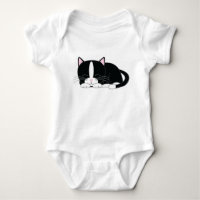 Gato de Tuxedo Dormindo