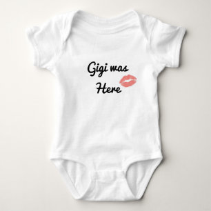 Body Para Bebê Gigi Estava Aqui Beijo de Batom Roupa de Bebê Dive