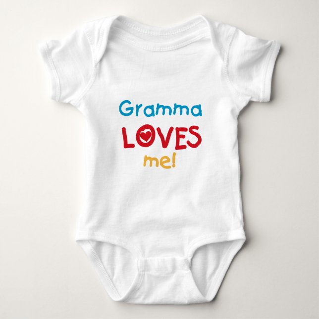 Body Para Bebê Gramma me ama T-shirts e presentes (Frente)