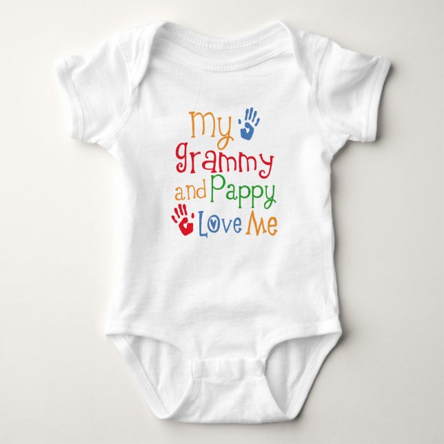 Body Para Bebê Grammy e Pappy amam-me Tshirt (Frente)