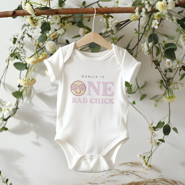 Body Para Bebê Groovy Girl Checked Happy Face | PRIMEIRO ANIVERSA (Criador carregado)