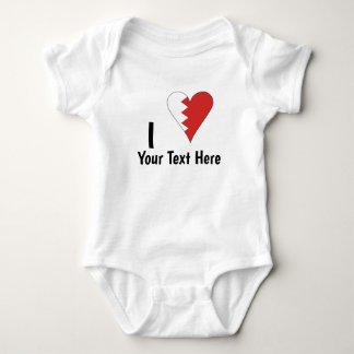 Body Para Bebê I (Bahrain Flag Heart Love) Seu Texto Personaliza