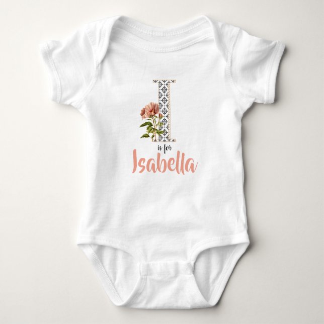 Body Para Bebê Isabella Name Reveal Floral Letter Girl Whimsical (Frente)