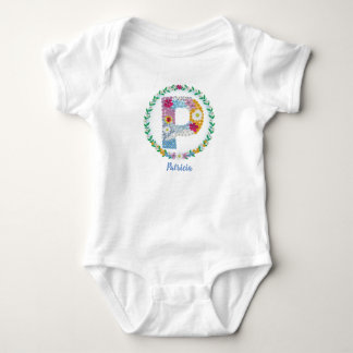 Body Para Bebê Letras de Flor "P" Inicial com Nome Personalizado