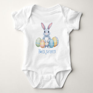 Body Para Bebê Lindo Coelho Cinza com Ovos da Páscoa Nome Branco