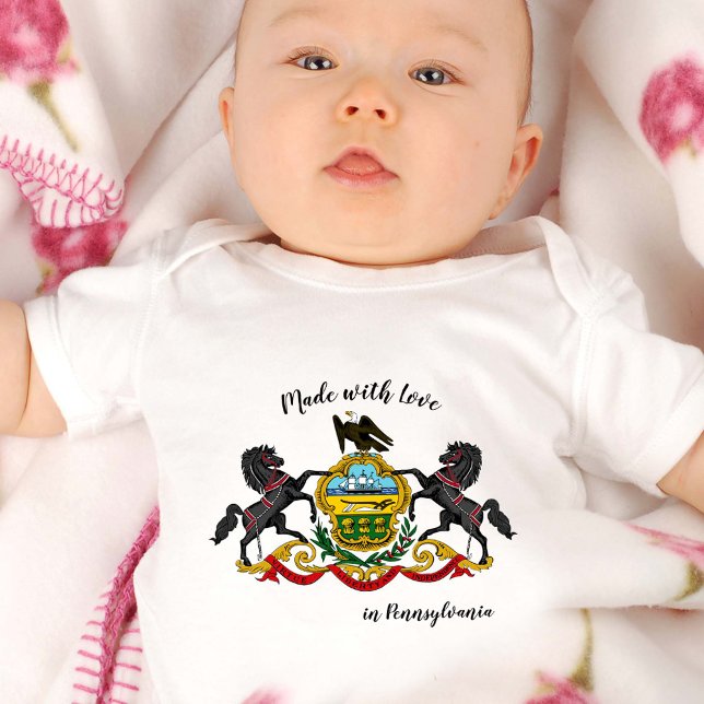 Body Para Bebê Made with Love in Pensilvânia / flag, State USA (Criador carregado)