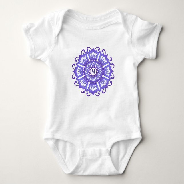 Body Para Bebê Mandala violeta floral. Monograma (Frente)