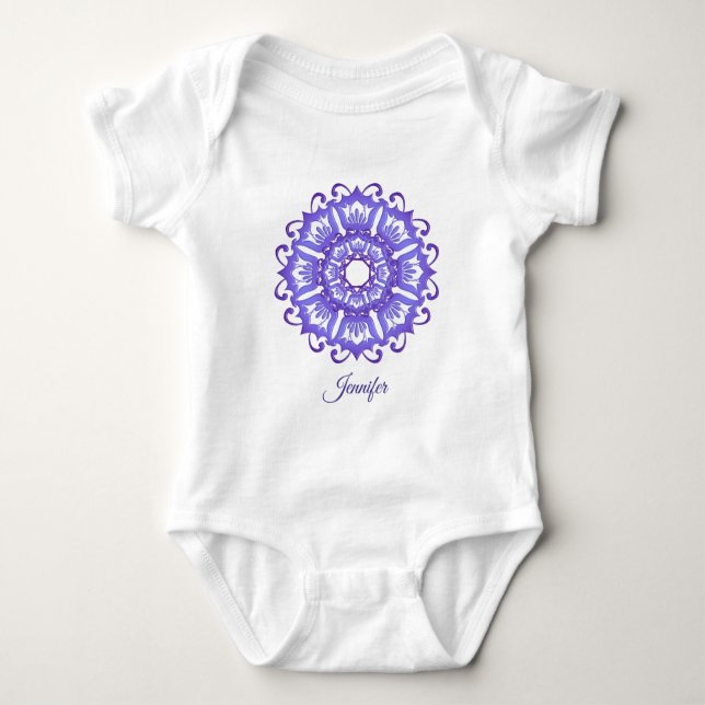 Body Para Bebê Mandala violeta floral. Nome (Frente)